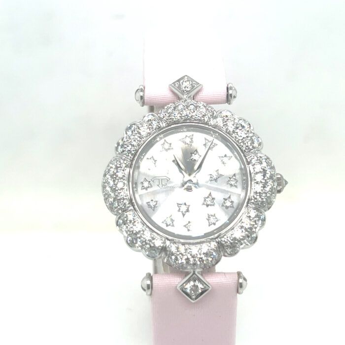 Watch in 18k white gold and brilliant-cut natural diamonds